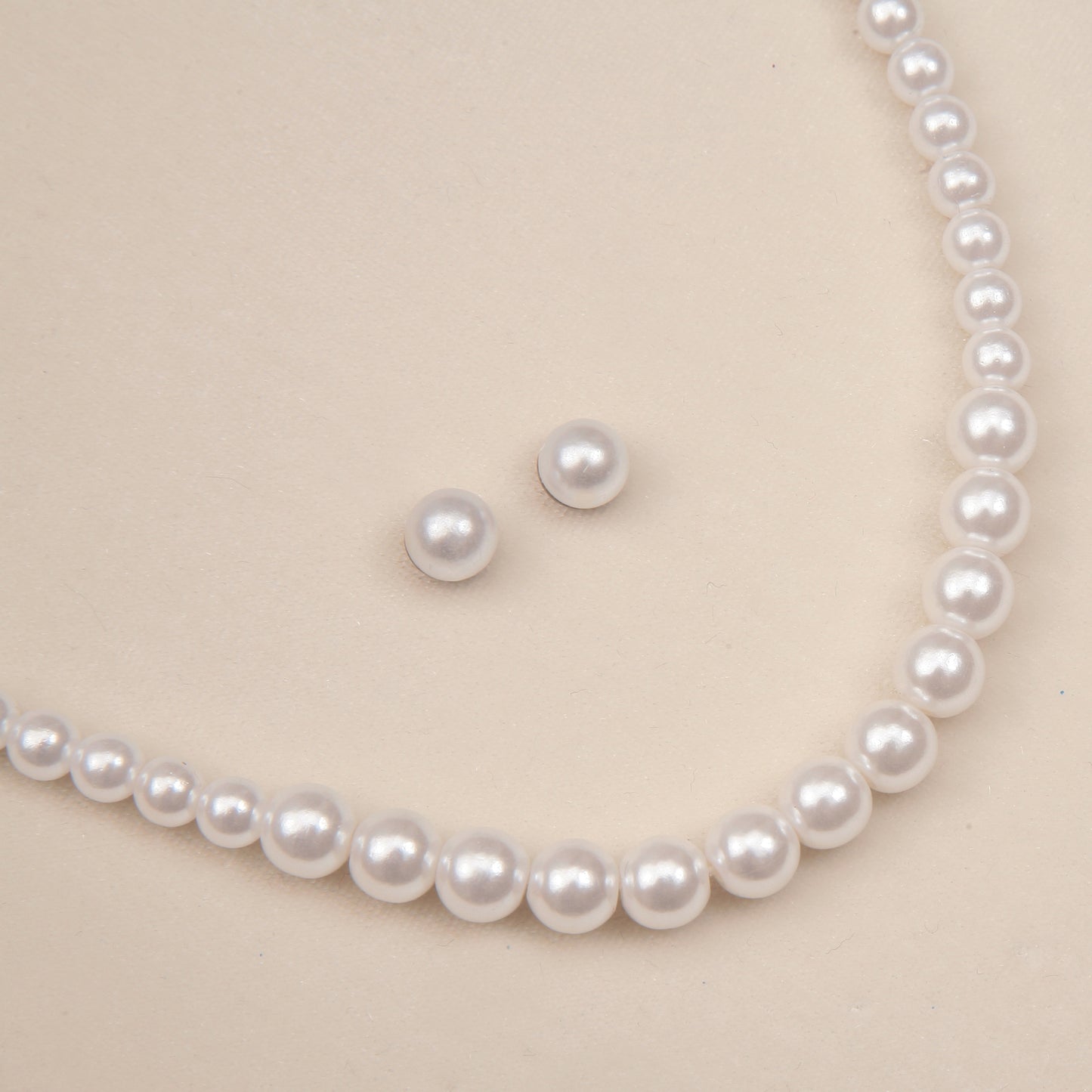 Pearl Necklace & Earrings